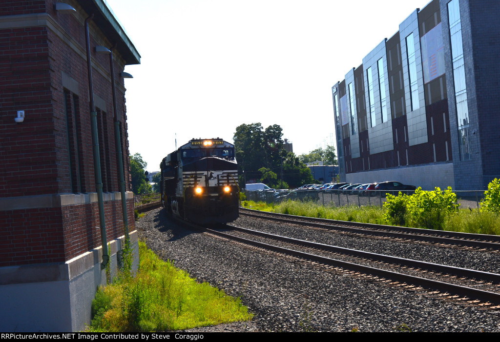 NS 29G Close to the Renovated Waiting Room and passing the storage facility